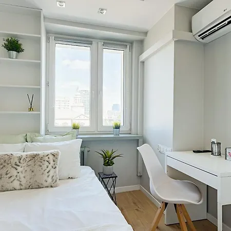 Lobby 55 - Ac And Smart Tv Warszawa